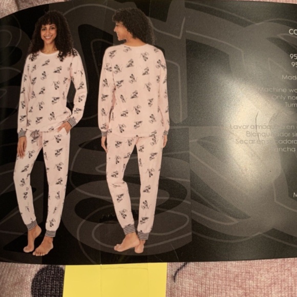 Disney Mickey And Minnie Cozy 2PC Pajama Set Size Small - Picture 2 of 3